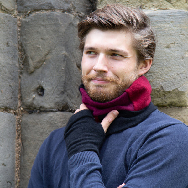 Black Cherry Cashmere Neckwarmer